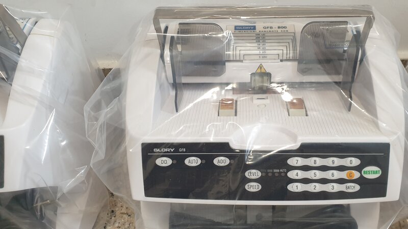 Masina de numarat bani utilizata Glory GFB 800 stare foarte buna, ca noua